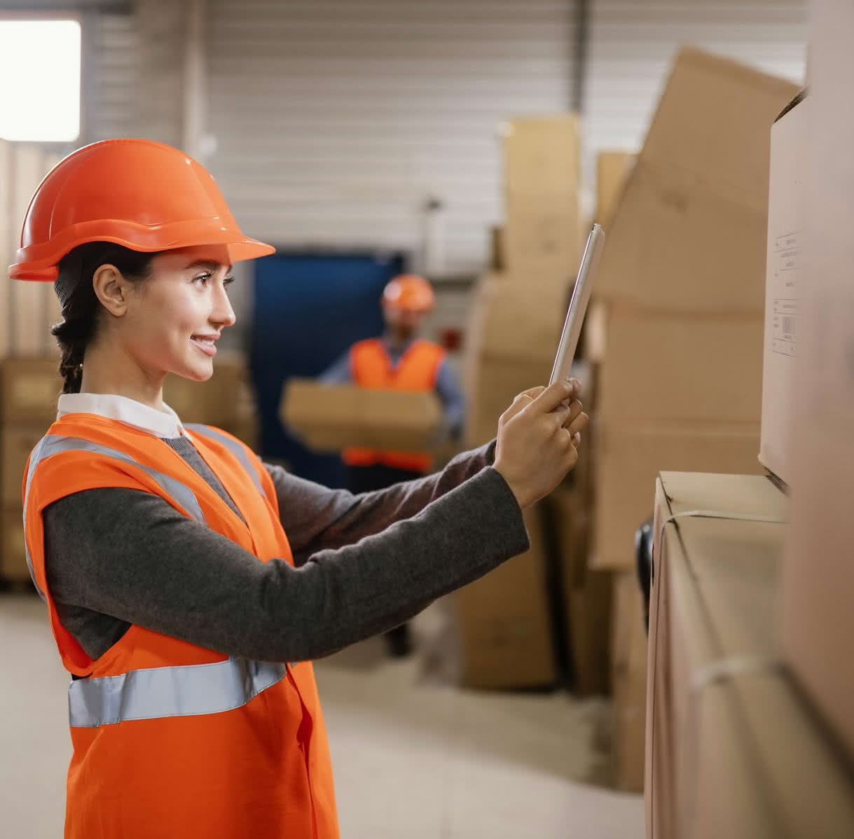 Доставка небольших грузов в сборных контейнерах LCL - Logistics Code photo